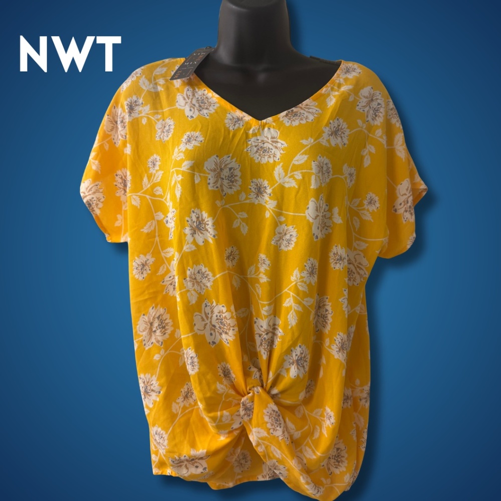 Mix 41 Hawthorne Yellow Floral Twist Front Blouse - NWT!